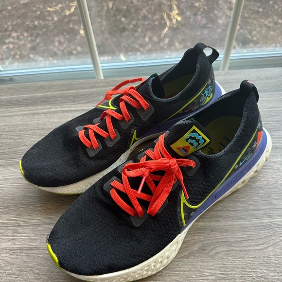 Nike Air Nike React Infinity Run Flyknit Chaz Bear Nike React